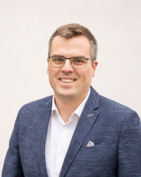 Markus Fiegl, Unternehmer (1) - Handelt bodenständig. Entscheidet nachhaltig.